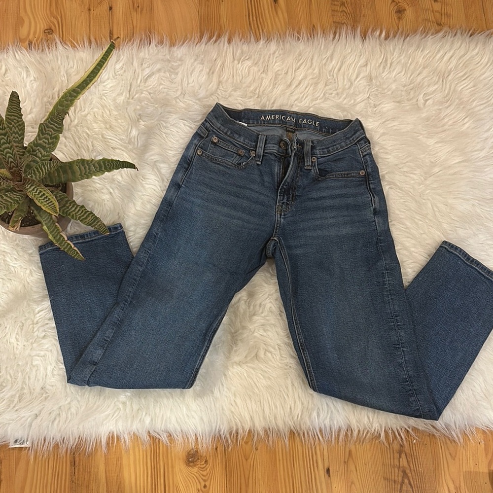 American Eagle jeans. Size 00 short